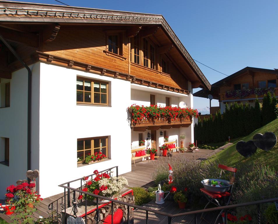 Alpenferienwohnung Strickner Neustift im Stubaital Ruang foto